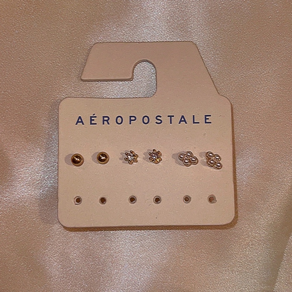 Aeropostale earring pack